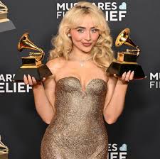 Is Sabrina Carpenter single
